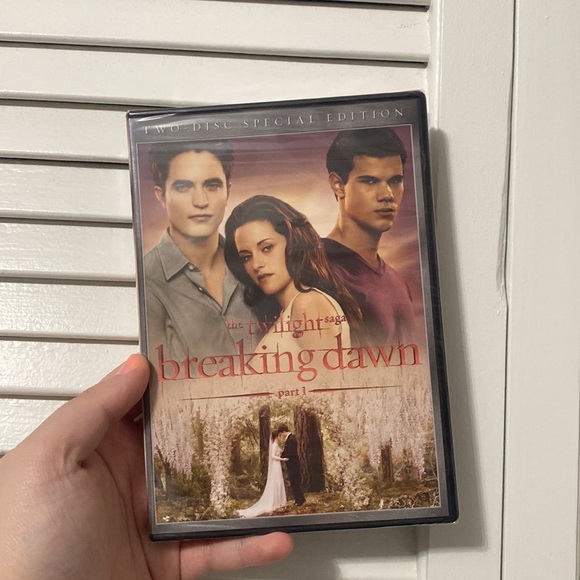 Twilight: Breaking Dawn part 1 brand new - Picture 4 of 6
